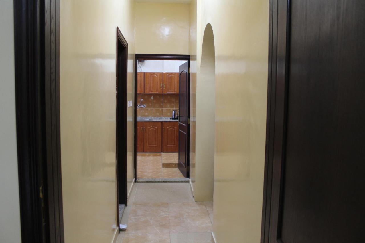 Al Aman Hotel Apartment Al Buraimi Exterior photo