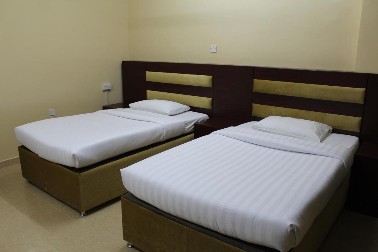 Al Aman Hotel Apartment Al Buraimi Exterior photo