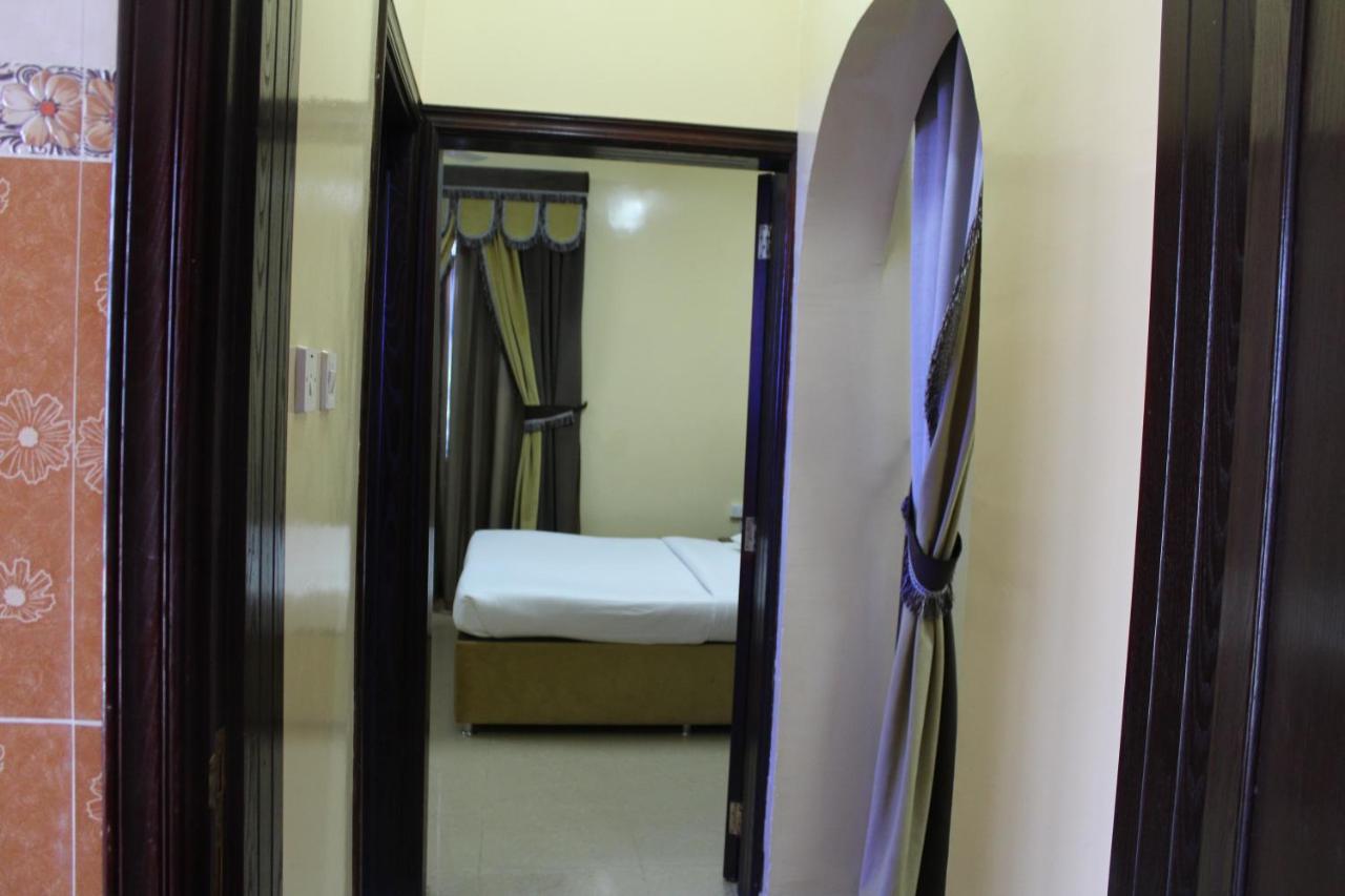 Al Aman Hotel Apartment Al Buraimi Exterior photo